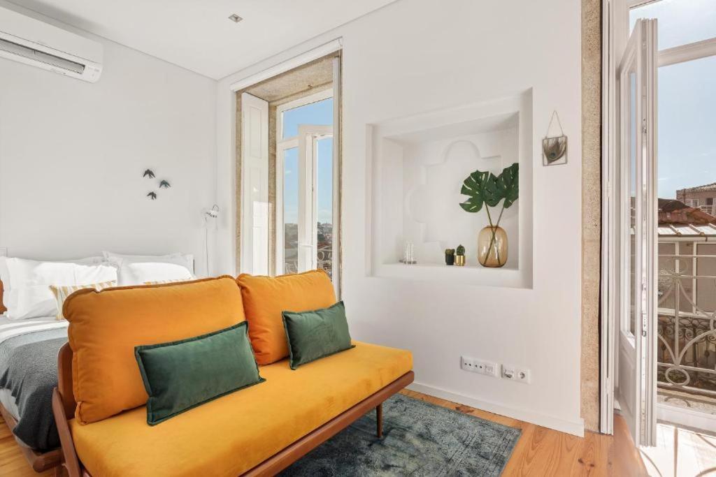 Host Wise - Lovely Shinny Flats With Balcony - Clerigos ปอร์โต ภายนอก รูปภาพ