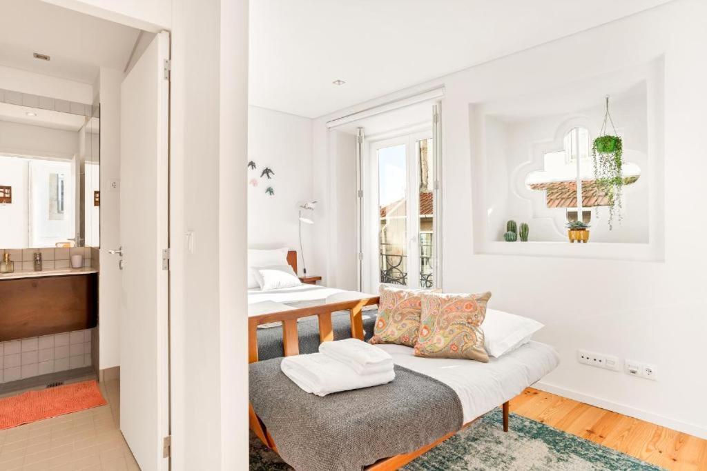 Host Wise - Lovely Shinny Flats With Balcony - Clerigos ปอร์โต ภายนอก รูปภาพ